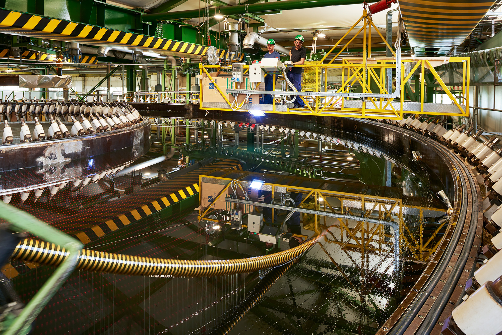 Photo of the impregnation of the cables