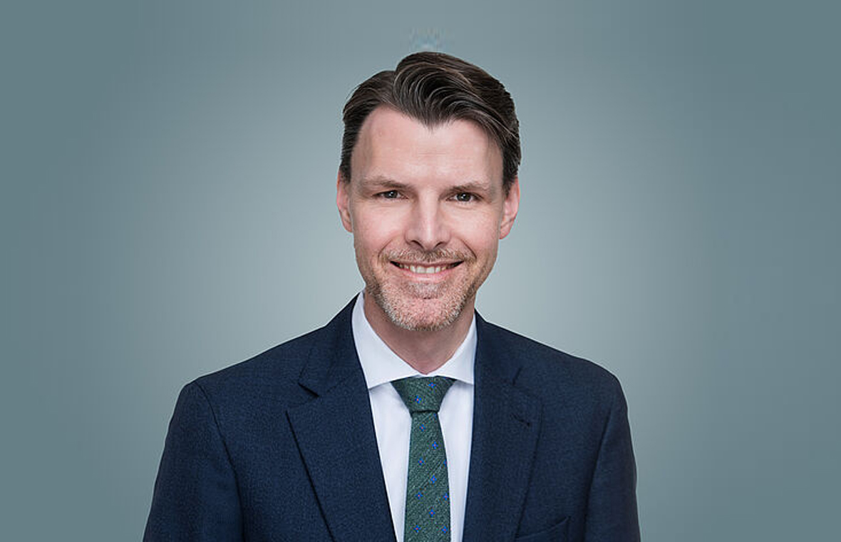 Porträt von Dr. Tobias Brosze